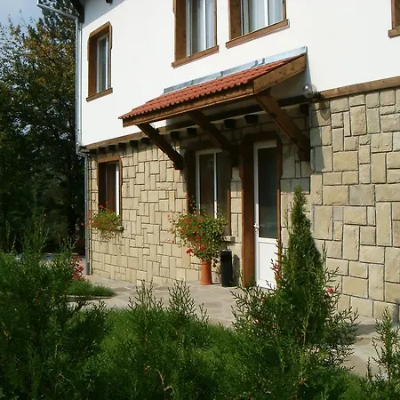 Nezabravka Хотел